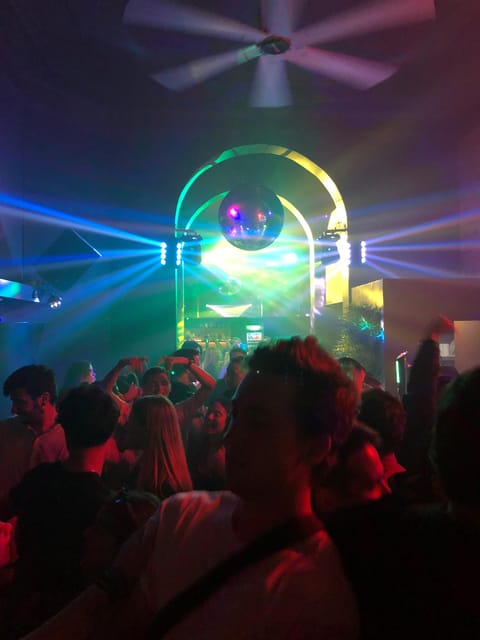 Porto Pubtravelers: Come crawl all the pubs in Porto! - Your Included Drinks: 4 Shots and a Pint (and Why It’s Good Value)