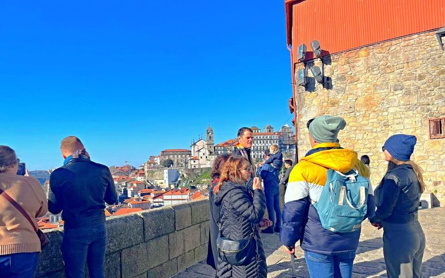 Porto Ribeira and highlights Private Walking Tour - Infante D Henrique Square, photos with context