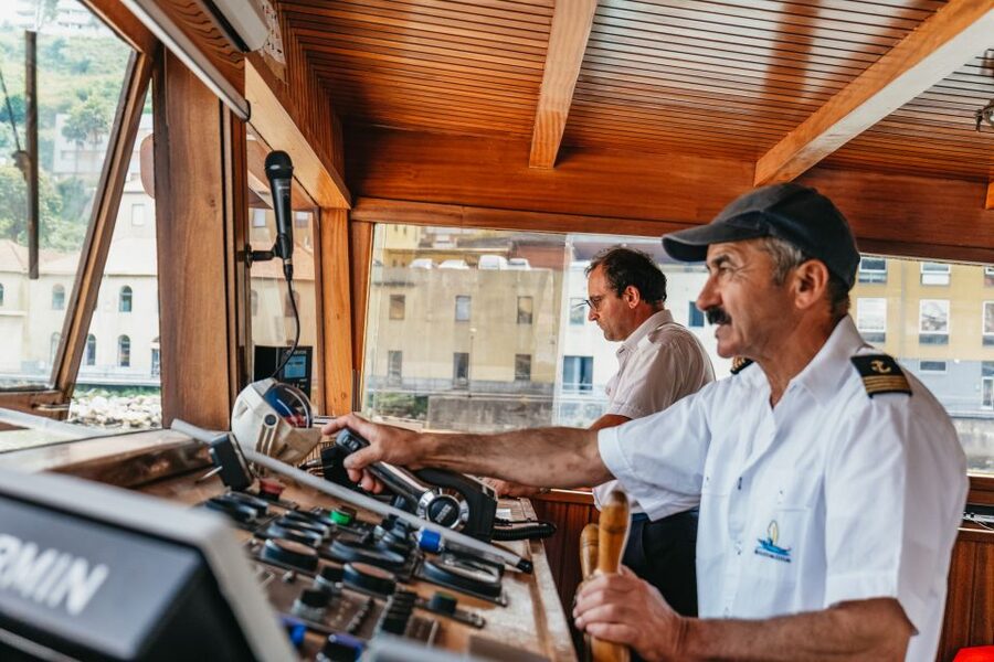Porto: River Douro 6 Bridges Cruise - Practical Stuff That Changes Your Experience: Seats, Weather, and What to Bring