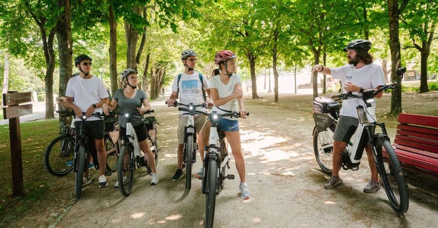 Porto Riverbank Tour on an e-bike: Atlantic Coast, Gardens - Atlantic to the Douro, with the hills handled