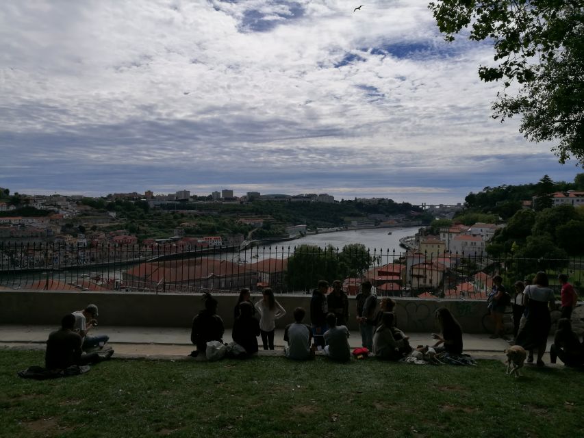 Porto: Riverside Panoramic E-Bike Tour - Castelo do Queijo, sea views with a strong sense of place