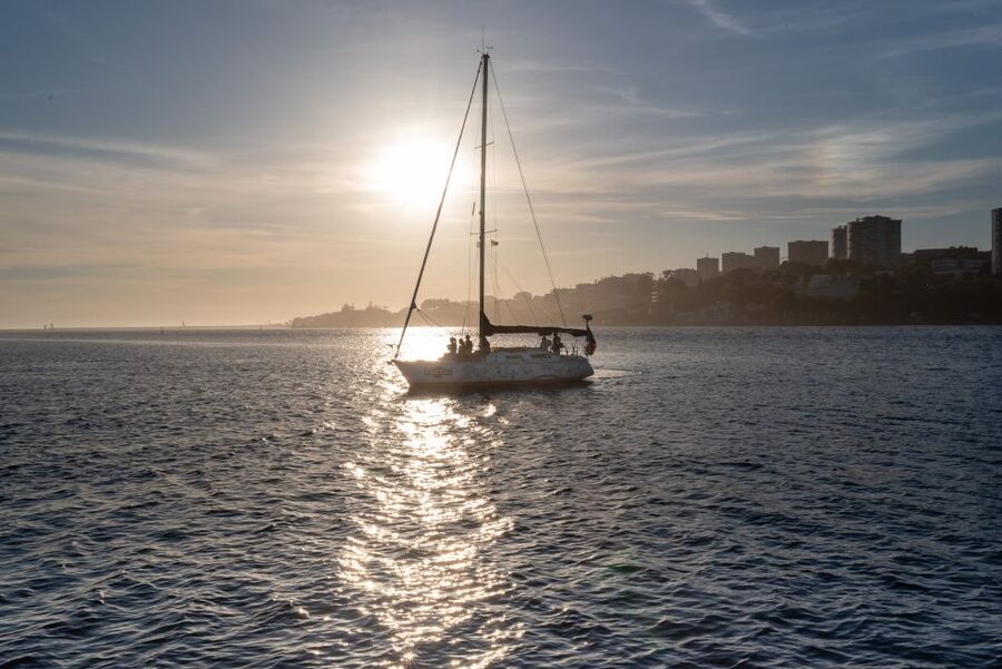 Porto: Romantic Sailboat Cruise - Should you book Porto Romantic Sailboat Cruise?