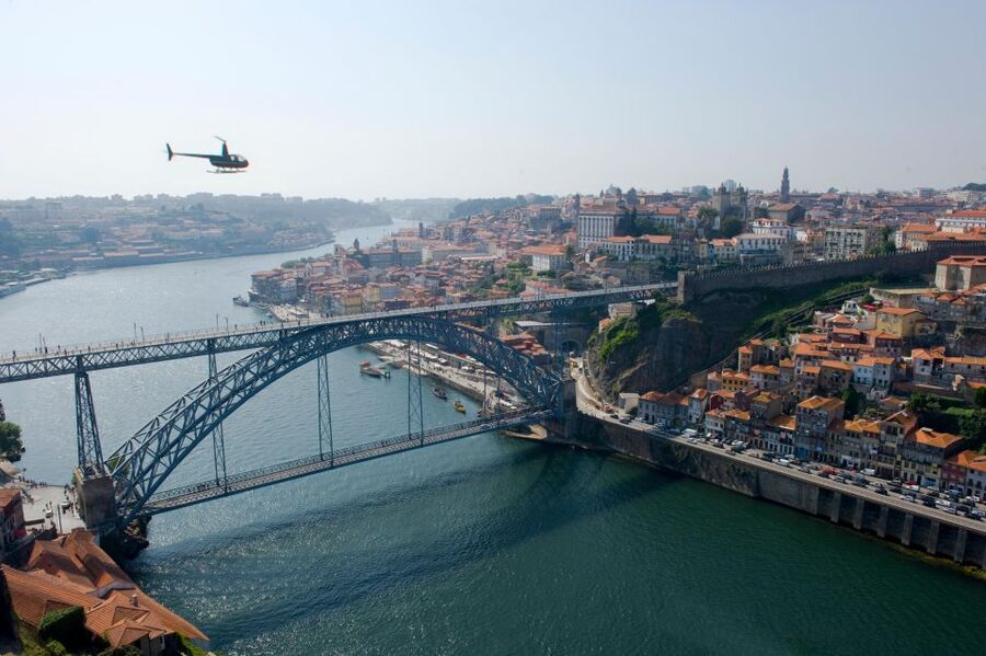 Porto’s Panoramic Helicopter Flight 10 Minutes - A Fast Way to See Porto’s Coast From the Air
