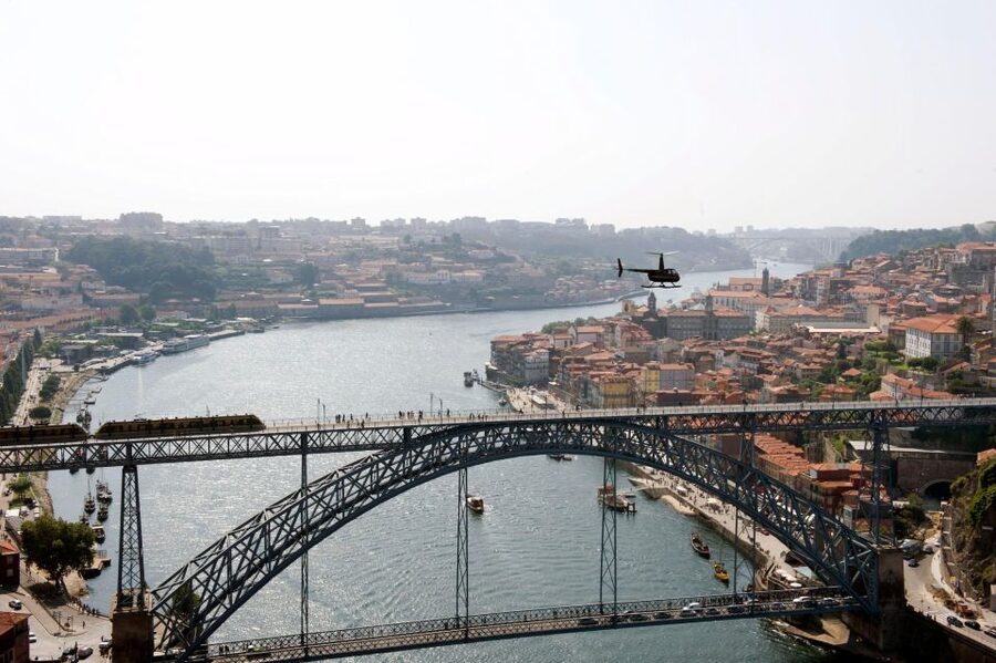 Porto’s Panoramic Helicopter Flight 10 Minutes - Safety, Weight Limits, and Why They Matter