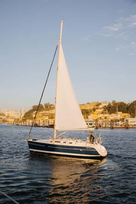 Porto: Shared Douro River Sunset Cruise with Welcome Drink - Your route along Porto and Vila Nova de Gaia, stop by stop