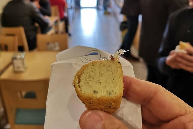 Porto Small-Group Local Food, Wine, and Sweets Tasting Tour - Key things to know before you start