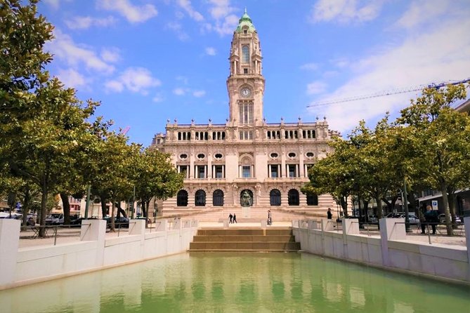 Porto Small Group Walking Tour with Lello Bookshop - Avenida dos Aliados: Art Nouveau and Deco in the Praca da Liberdade area
