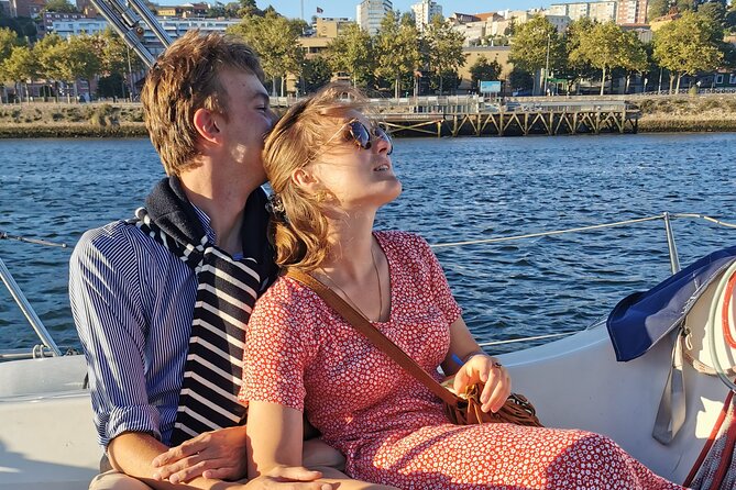 Porto: Sunset or Daytime, Charming Sailboat Cruise on the Douro River - Don Luís I Bridge and the Porto-Gaia Connection