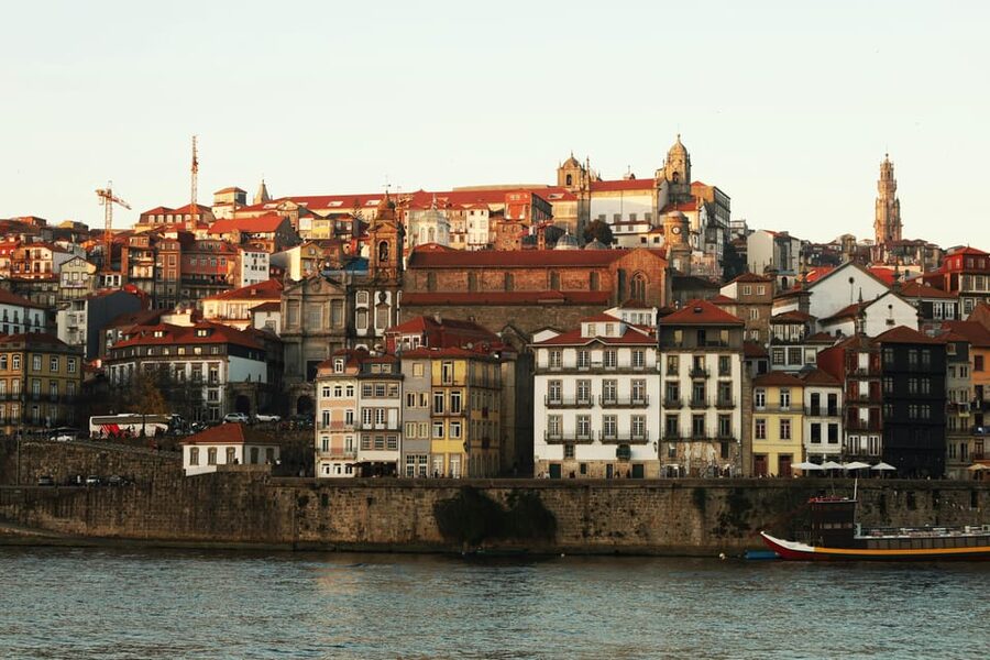 Porto: Sunset Walking Tour with Port Wine Tasting - Porto at Golden Hour, Plus Two Tastings That Teach You What to Notice