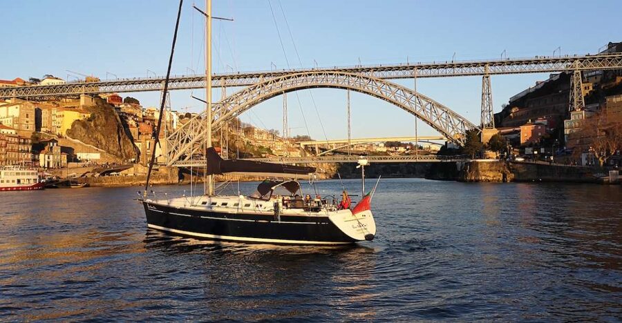 Porto: The Best Douro Boat Tour - Cais de Gaia and Dom Luís Bridge: the best of both cities in one view