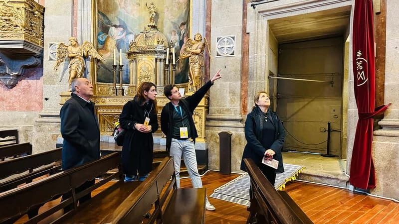 Porto to Gaia Experience: City Walk and Wine Cellars - How this Porto to Gaia walk connects wine, streets, and viewpoints
