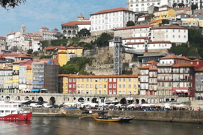 Porto to Lisbon Up to 4 Stops: Aveiro, Nazare, Fatima & Obidos - Óbidos: medieval walls, cobbled streets, and ginjinha in a chocolate cup