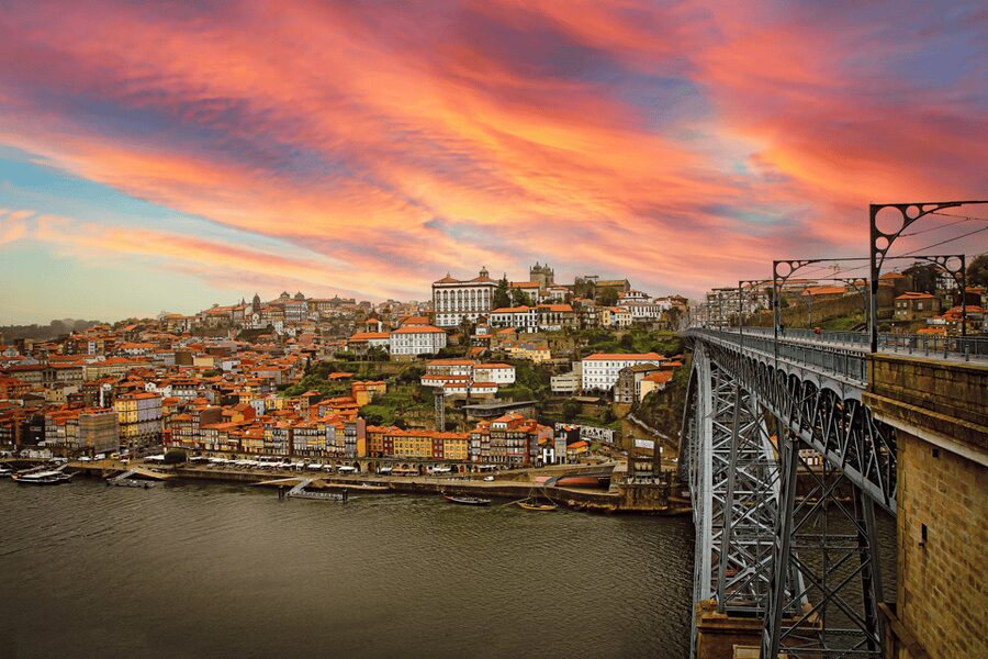 Porto Tour: A tour, a thousand stories in Tuk Tuk - 3h - Who This 3-Hour Porto Tuk Tuk Tour Is Best For