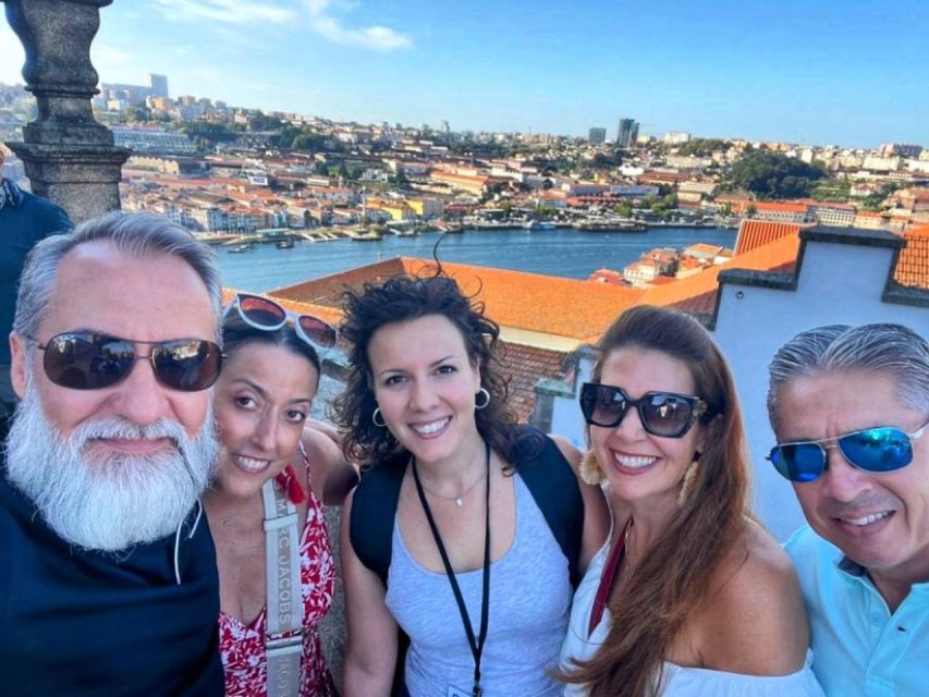 Porto tour with Port Wine tasting in a hidden wine cellar! - Livraria Lello and Clérigos Church area: iconic, but manage your expectations