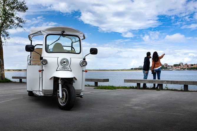 Porto Tuk Tuk: Clérigos, Seaside & Viewpoints - with Options - The seaside fortress: ocean views that change your Porto perspective