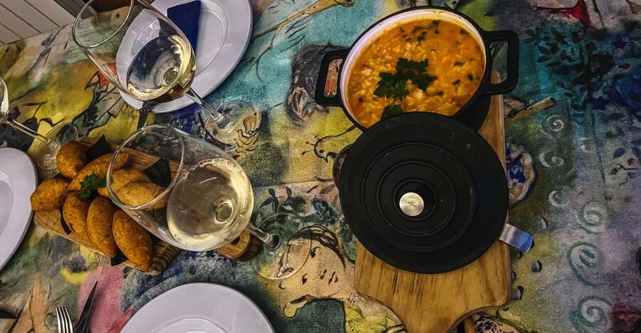 Porto: Walking Dinner Tour with Family-Owned Restaurants - Price and value, is $104 per person actually worth it?