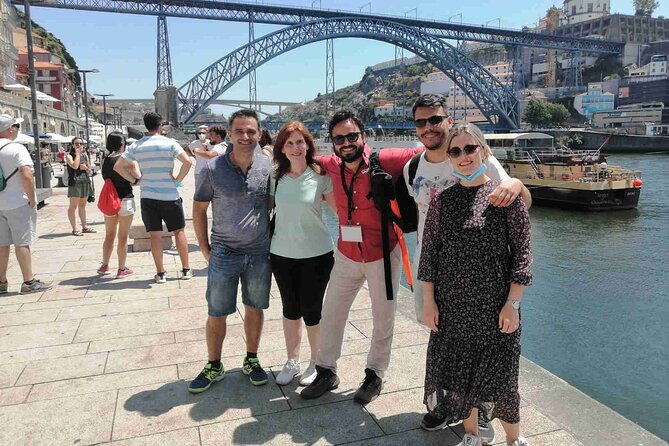 Porto Walking Tour - The Perfect Introduction to the City - Universidade do Porto, Igreja do Carmo, and the Porto classics