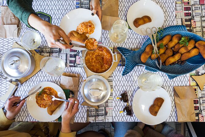 Porto Wine & Dine: Port Wine Cave Food Tour with Eating Europe - Real Companhia Velha: the oldest port cellar and the four tastings