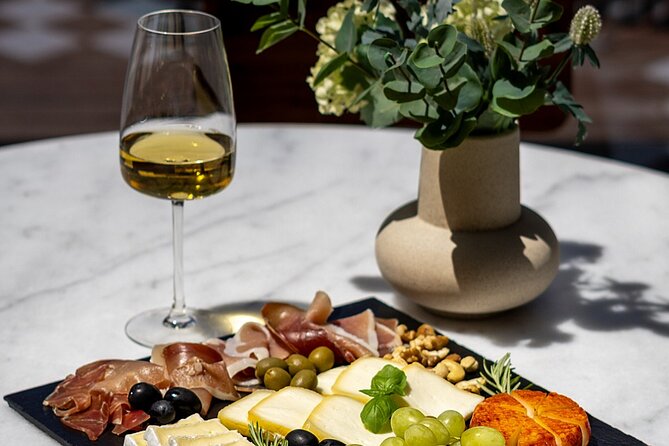 Porto Wine Tasting Experience with Portuguese Tapas Plate - Timing, Finding the Place, and Comfort Tips That Save Time
