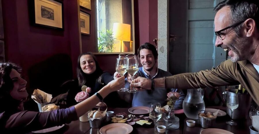 Porto: Wine Tour & One Hour Fado Show | All Included - Who should book this Porto Wine and Fado tour