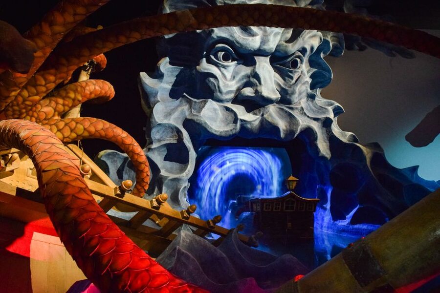 Porto: World of Discoveries Entry Ticket - Best time to visit in Porto: avoid queues and crowded rooms