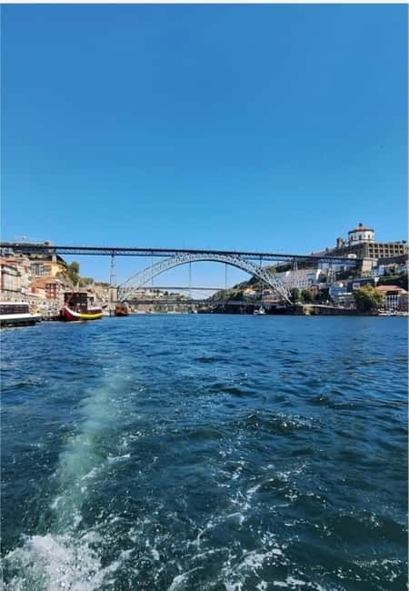 Private 6 Bridges Cruise in Porto with Optional Sunset - The Gaia side, Arrábida Bridge, and Foz do Douro by the Atlantic