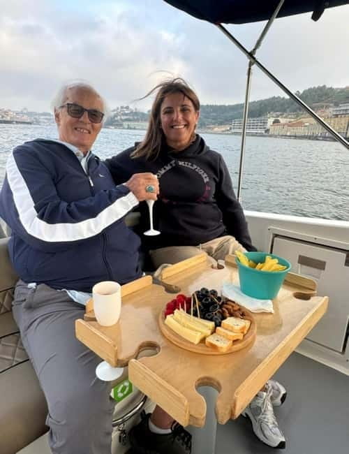 Private 6 Bridges Cruise in Porto with Optional Sunset - Who this Porto private boat cruise fits best