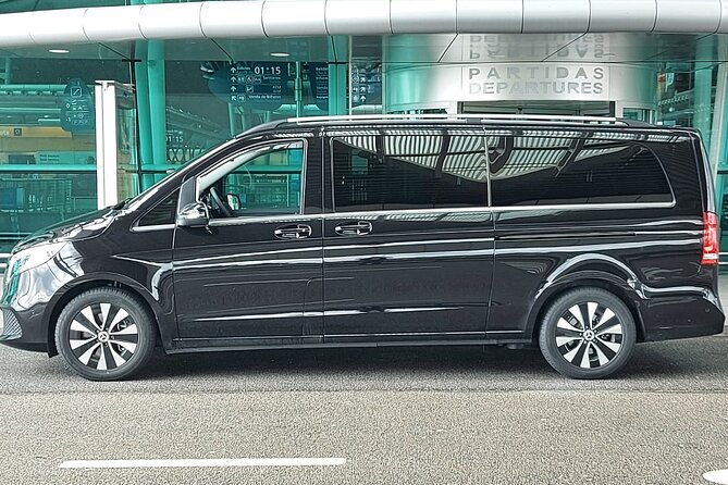 Private Airport Transfer from the Airport to Porto - A Smooth First Step Into Porto
