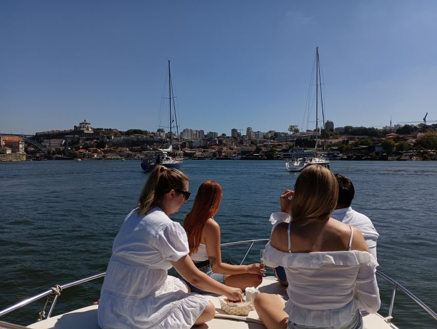 Private Boat Tour 6 Bridges 1h30, group price up to 6px - Getting to Douro Marina, Pontão B, and what to expect on arrival