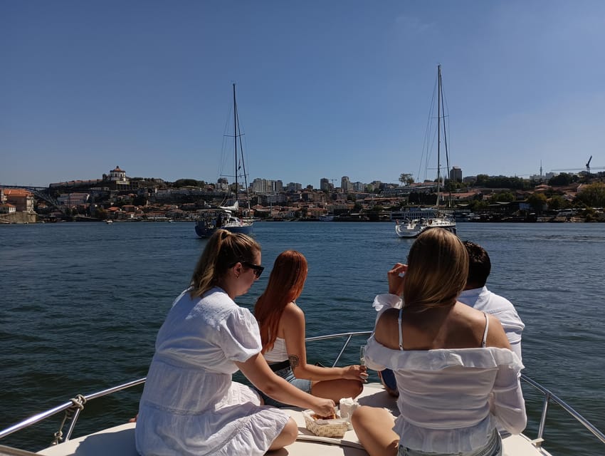 Private boat tour: 6 Bridges, Gondomar,Douro with Sunset Opt - FAQ