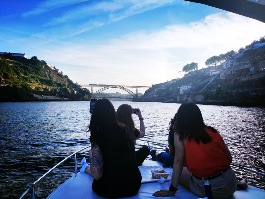 Private boat tour: 6 Bridges, Gondomar,Douro with Sunset Opt - Who should book this, and who should skip it