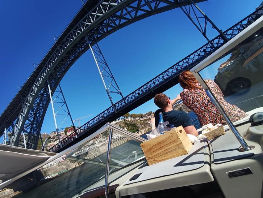 Private Boat Trip for 2 with Tasting in Porto -Sunset Option - Key highlights at a glance