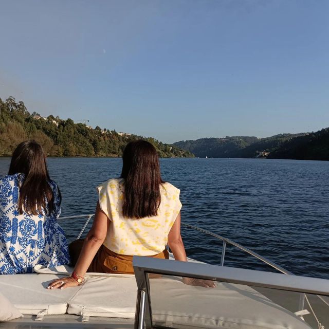 Private Boat Trip for 2 with Tasting in Porto -Sunset Option - More bridges, more angles: Ponte do Infante, Ponte Maria Pia, and beyond