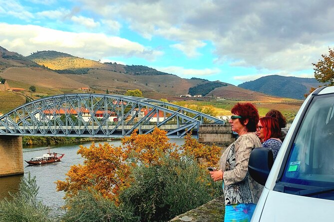 Private Douro Valley UNESCO Wine Tour from Porto with Lunch - Why a private Douro UNESCO day feels different from big-group tours