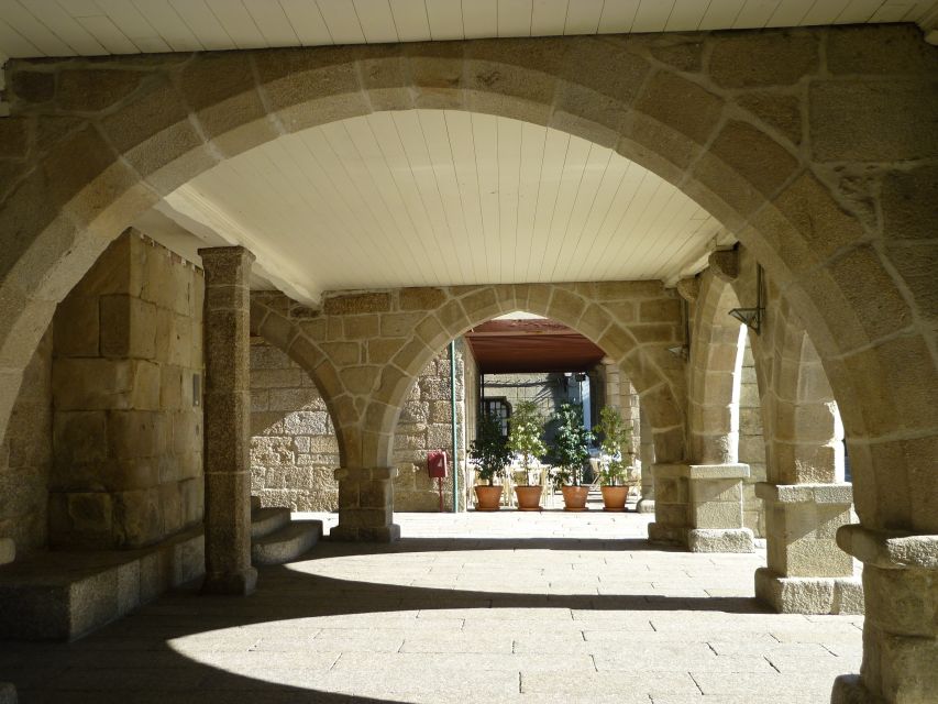Private Guimarães Half-Day Tour from Porto - The Historic Center Meets UNESCO: Narrow Lanes and Old Stone Details