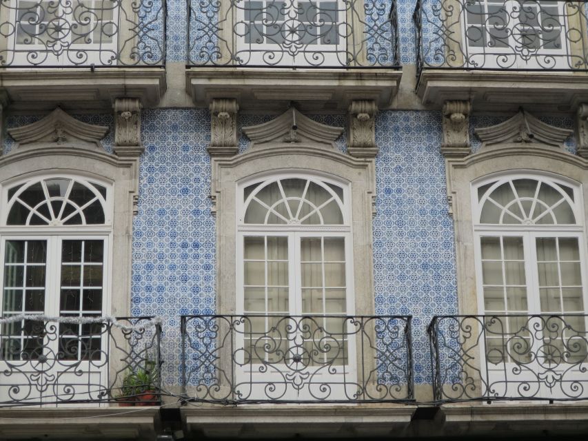 Private Porto Half-Day Tour - Wine Cellars & Cheese Tasting - Inside the Port wine cellar tasting, what you should listen for