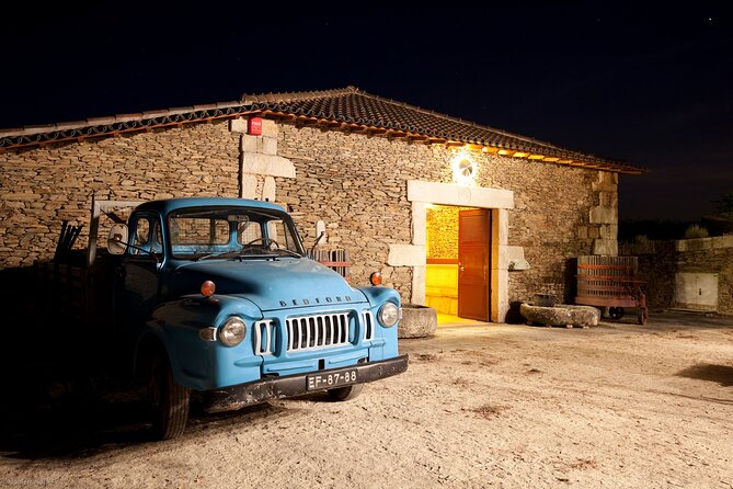 Private visit with wine tasting in Alijó Douro - The tasting room over the plateau of Favaios: where the flavors finally land