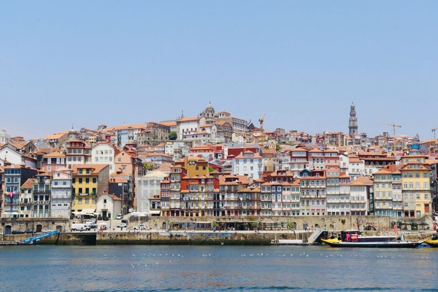 Private Walking Tour in Porto incl. Livraria Lello ticket - Livraria Lello, the final stop you’ll actually want to linger in