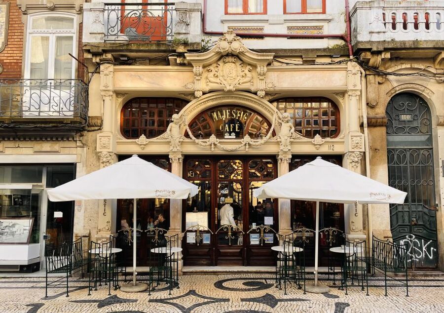 Private Walking Tour in Porto incl. Livraria Lello ticket - Mercado do Bolhão, where the city feels like it’s living