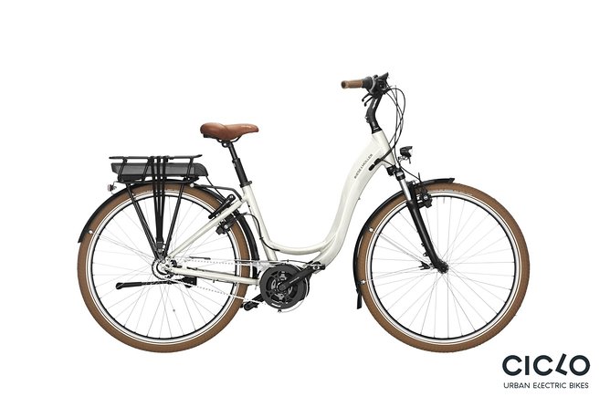 Rent an Electric Bike with Bosch motor - Atlantic coast time: using the 25 km cycle lane south