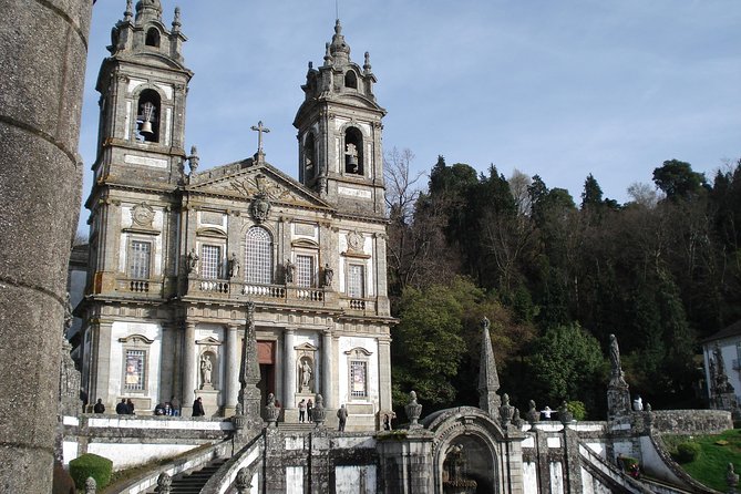Small-Group Braga Half-Day Tour with Bom Jesus Sanctuary - Largo do Paco and the Archiepiscopal Palace area