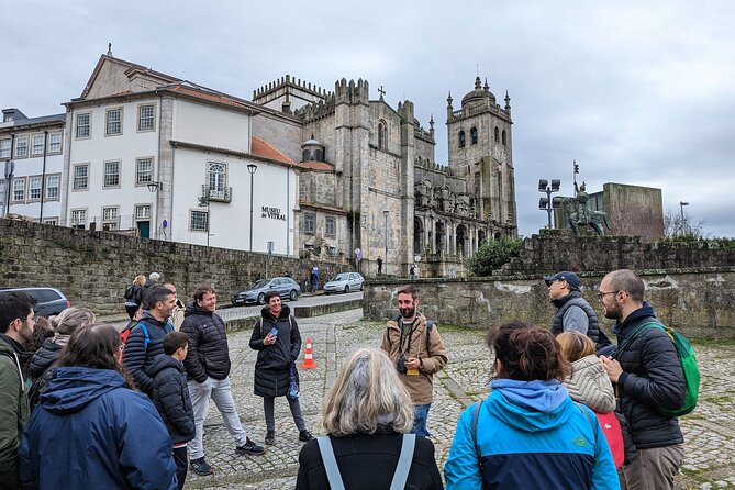The Unvanquished Tour in Porto City Center - Guide power: Tiago, Jaime, Diogo, Adriano, Sara, and what they tend to do well