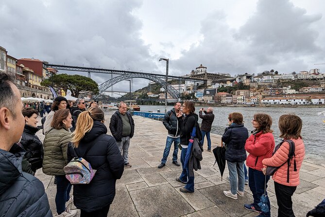 The Unvanquished Tour in Porto City Center - Price and value: $3.62 plus what you choose to add