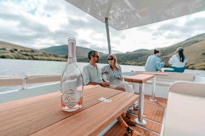 Valley of the Douro: Private Tour Electric Boat 1h With Wine Tasting - Should you book this electric boat wine tasting in Pinhão?